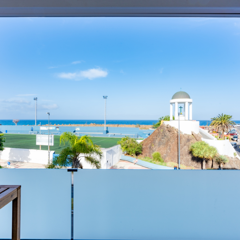 ESTUDIO REFORMADO EN PUERTO DE LA CRUZ