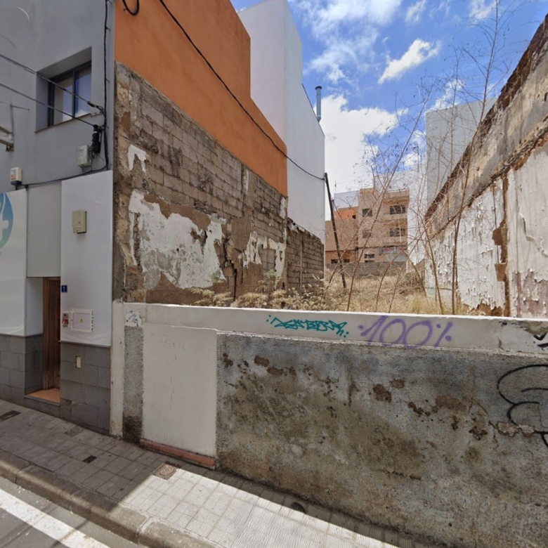 SOLAR URBANO CON PROYECTO
