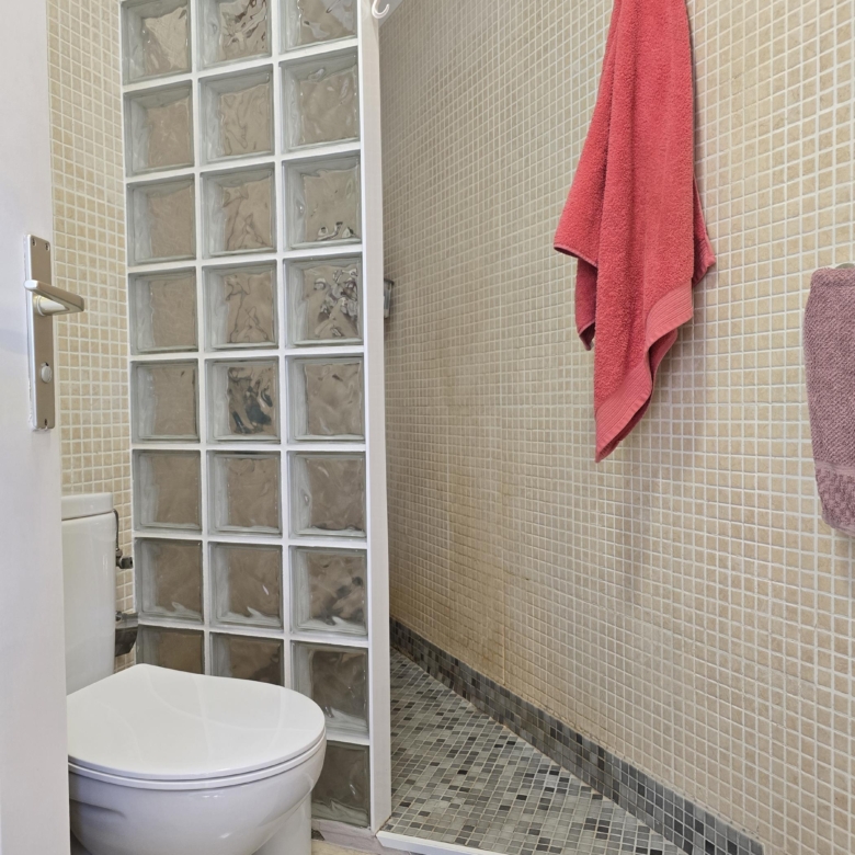 APARTAMENTO IMPECABLE EN CALETILLAS