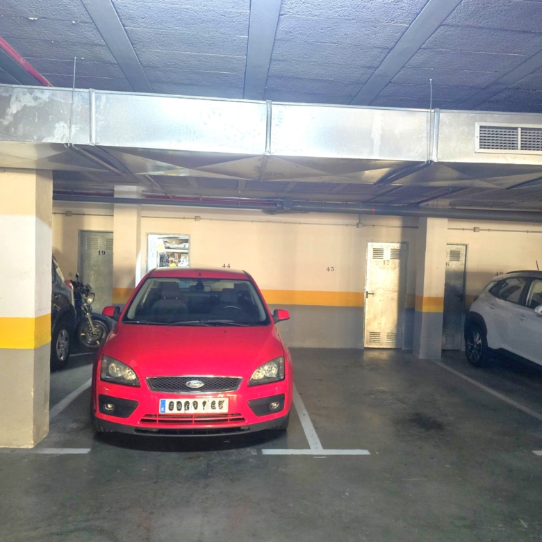 APARTAMENTO IMPECABLE EN CALETILLAS