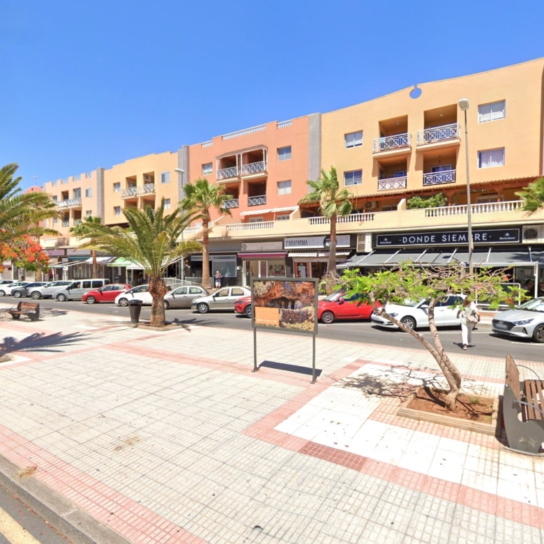 APARTAMENTO IMPECABLE EN CALETILLAS