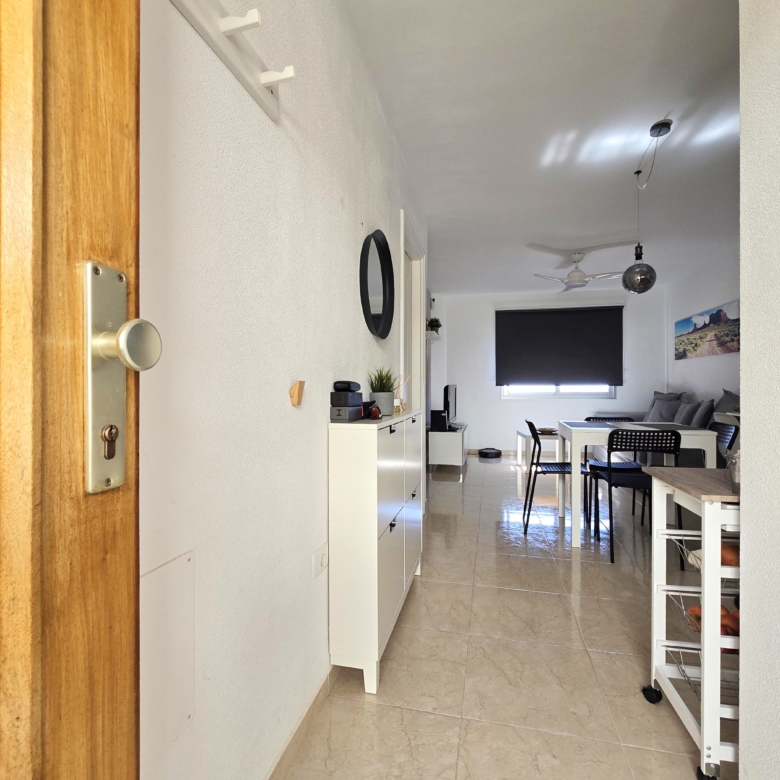 APARTAMENTO IMPECABLE EN CALETILLAS