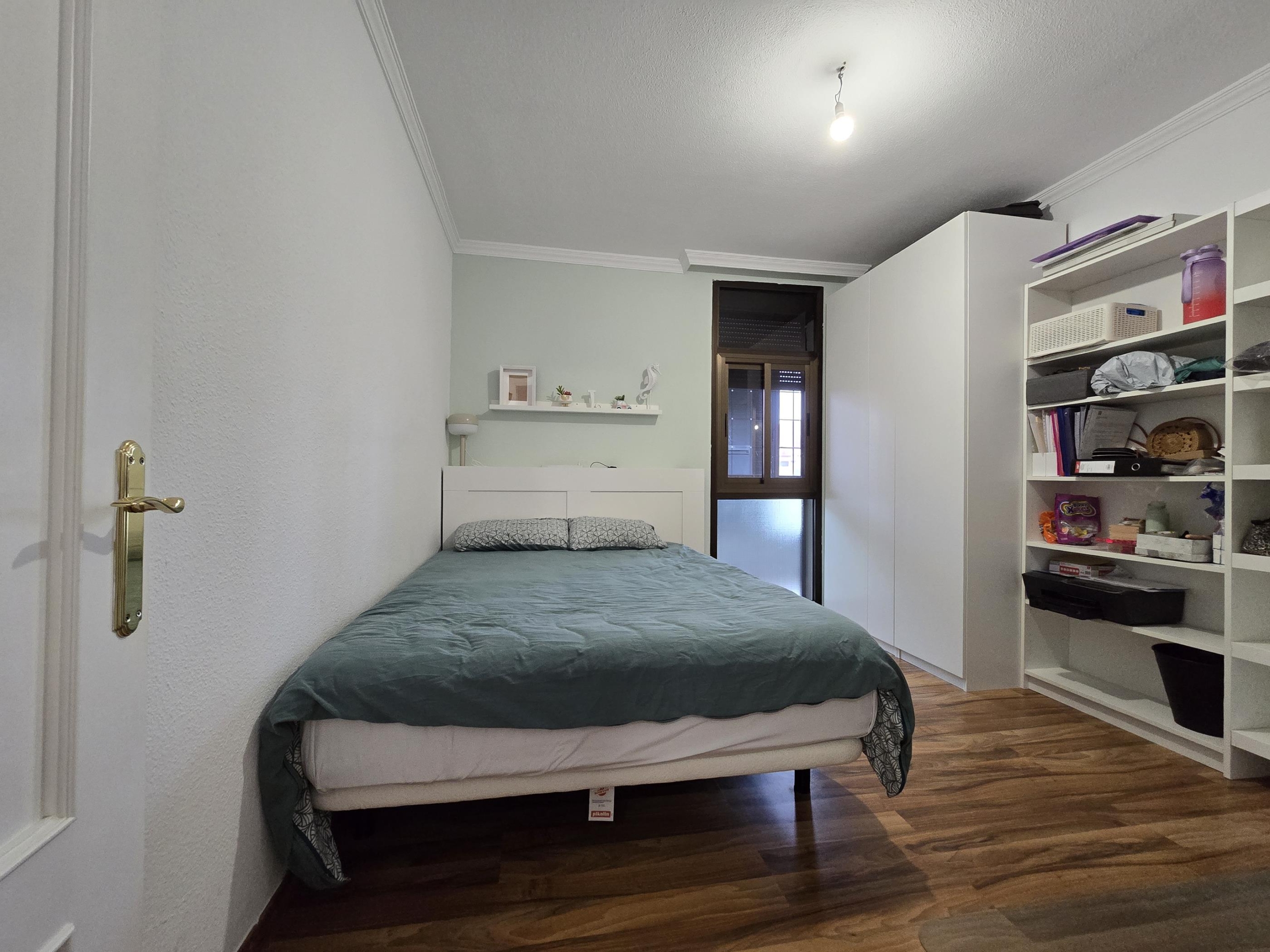 AMPLIA VIVIENDA FAMILIAR EN LA CUESTA