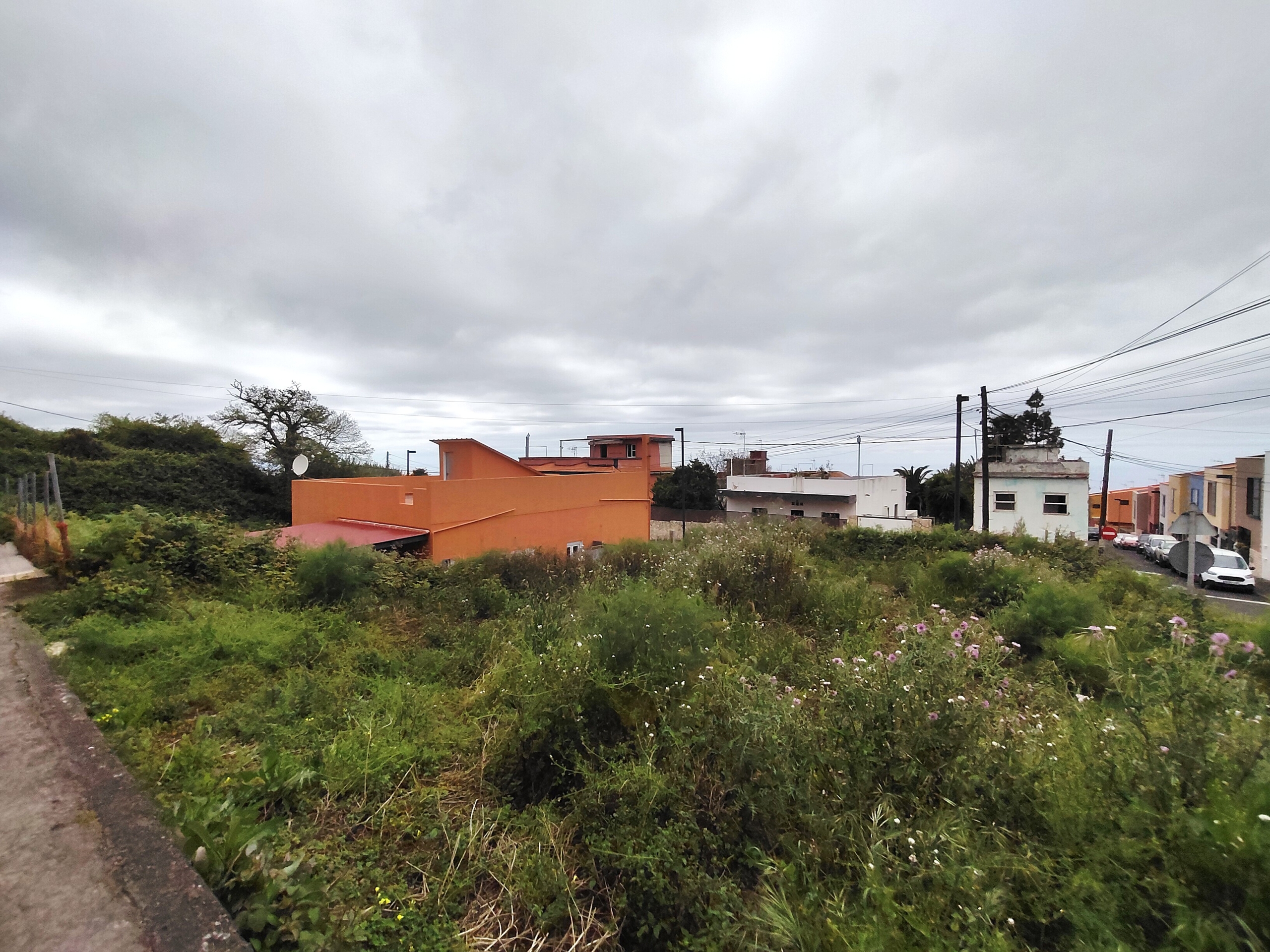 TERRENO URBANO EN RAVELO