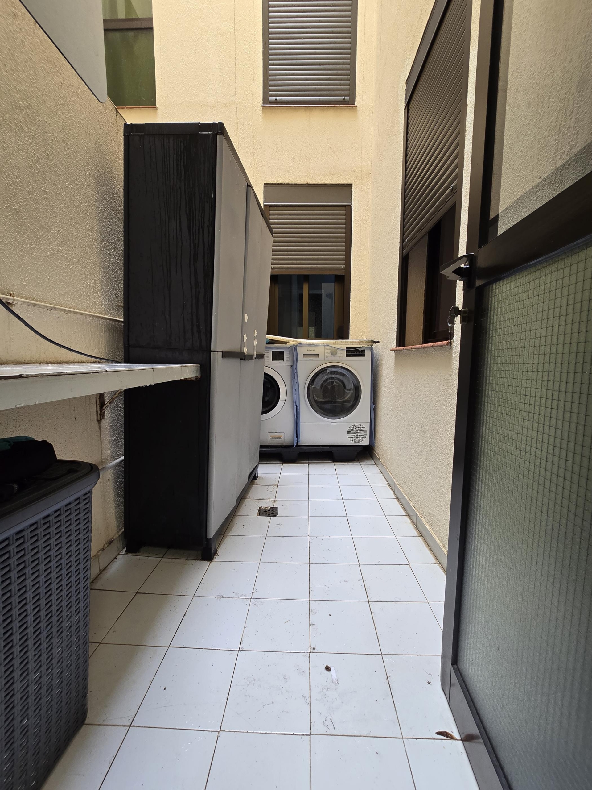 AMPLIA VIVIENDA FAMILIAR EN LA CUESTA