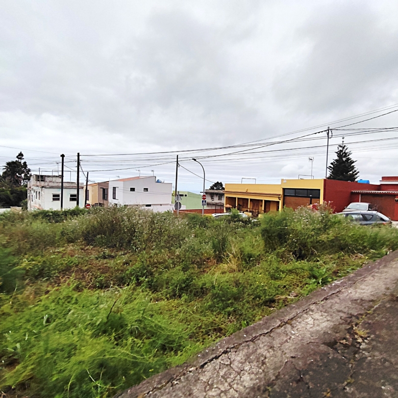TERRENO URBANO EN RAVELO