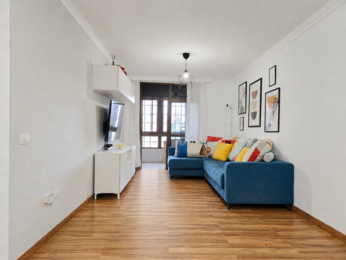 AMPLIA VIVIENDA FAMILIAR EN LA CUESTA