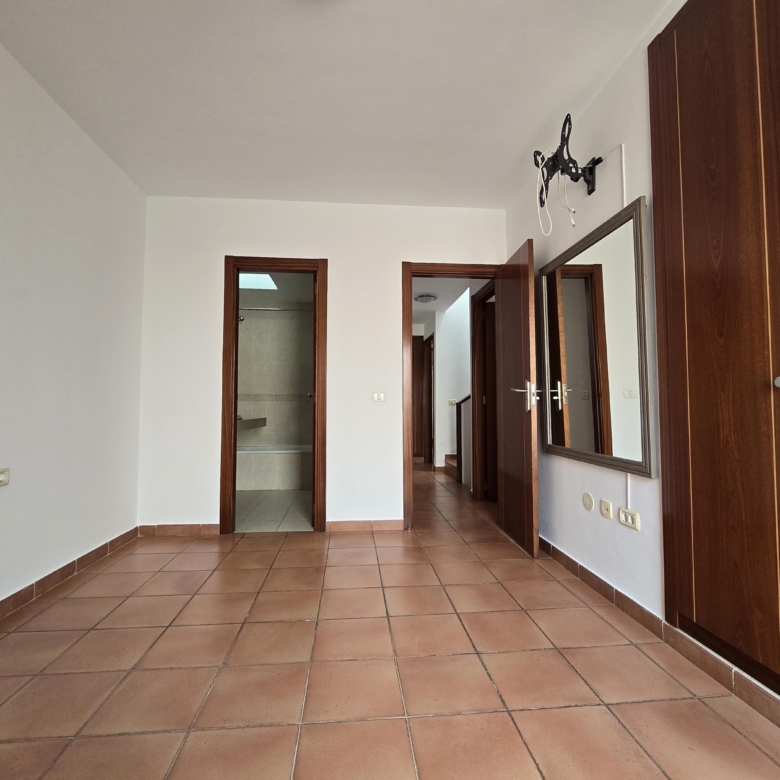 MAGNIFICO CHALET EN LOS REALEJOS